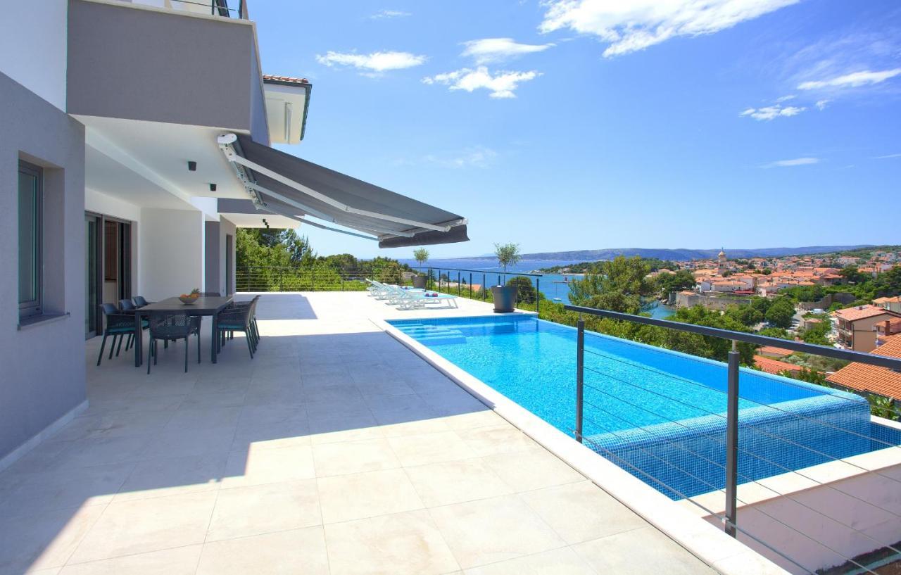 Unique Apartment With Private Pool Krk Town Eksteriør bilde