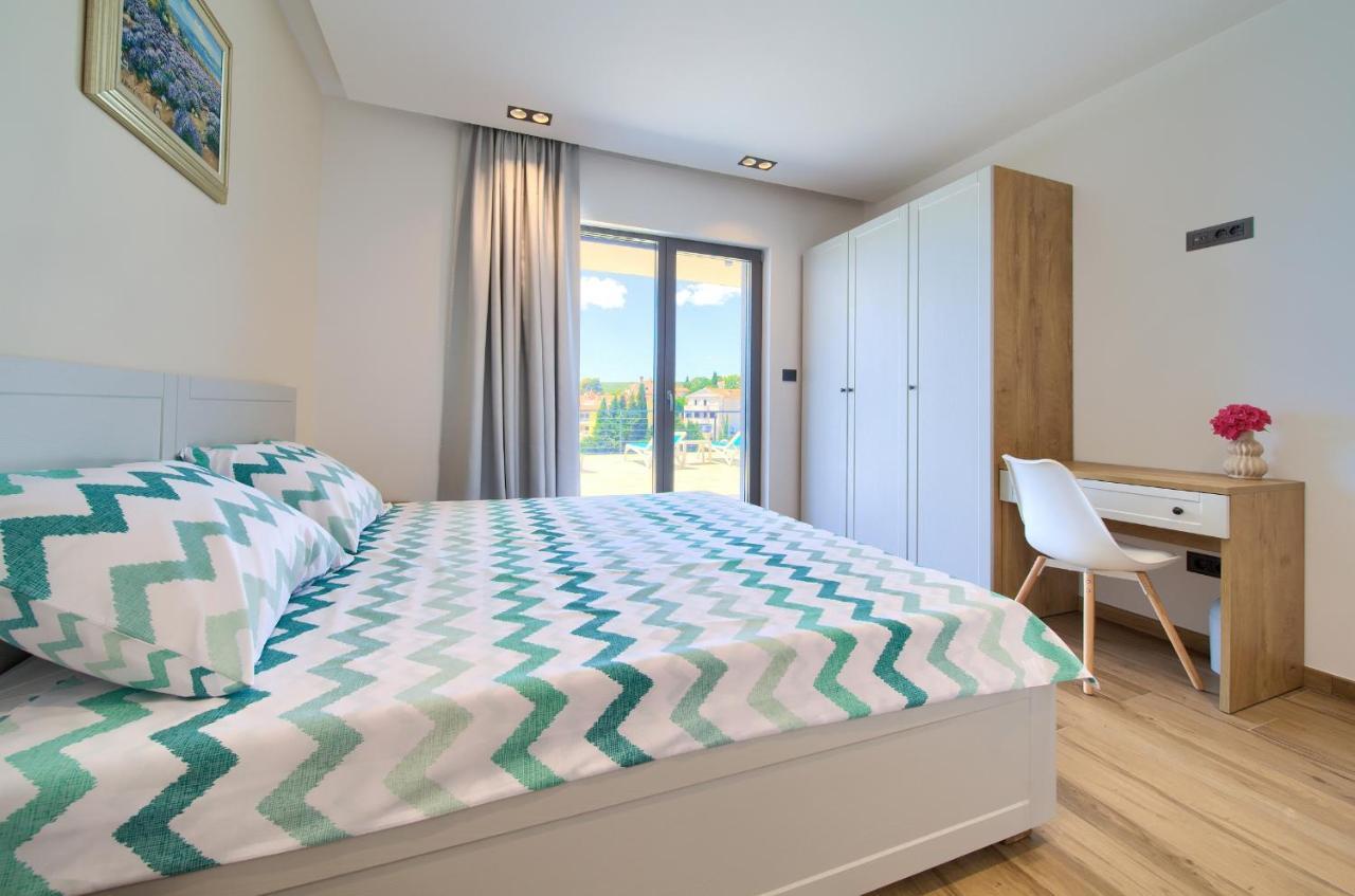 Unique Apartment With Private Pool Krk Town Eksteriør bilde