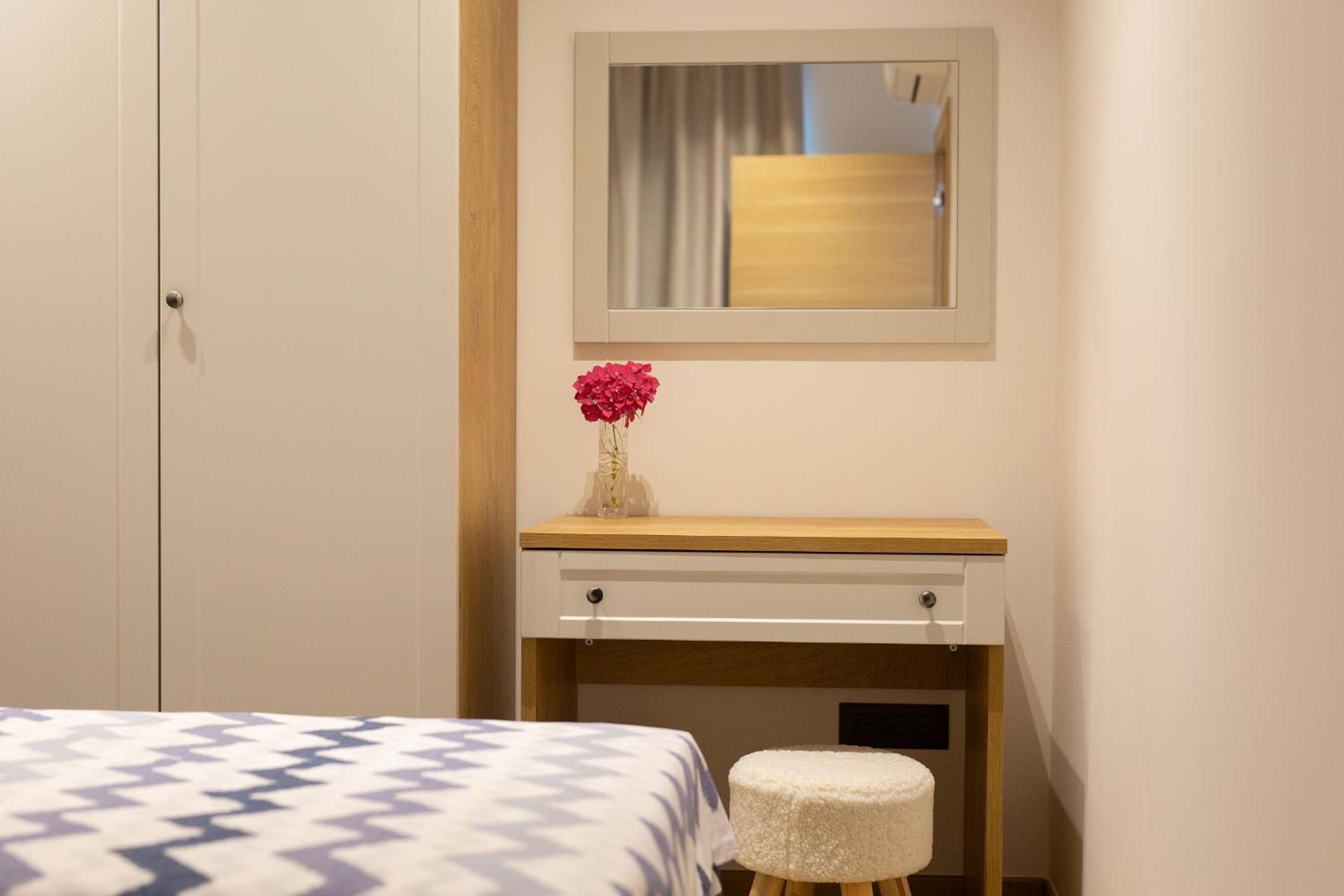 Unique Apartment With Private Pool Krk Town Eksteriør bilde