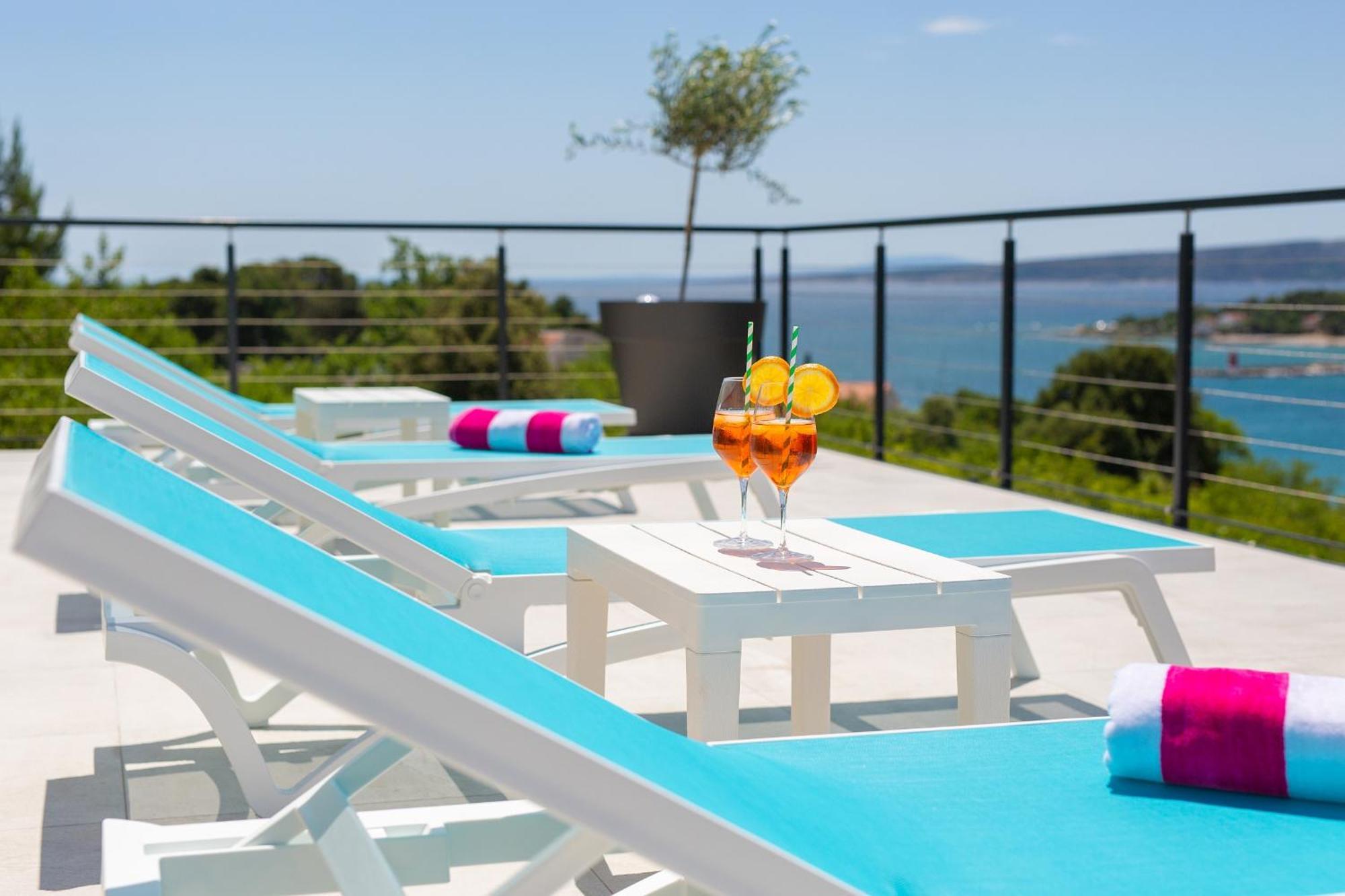 Unique Apartment With Private Pool Krk Town Eksteriør bilde
