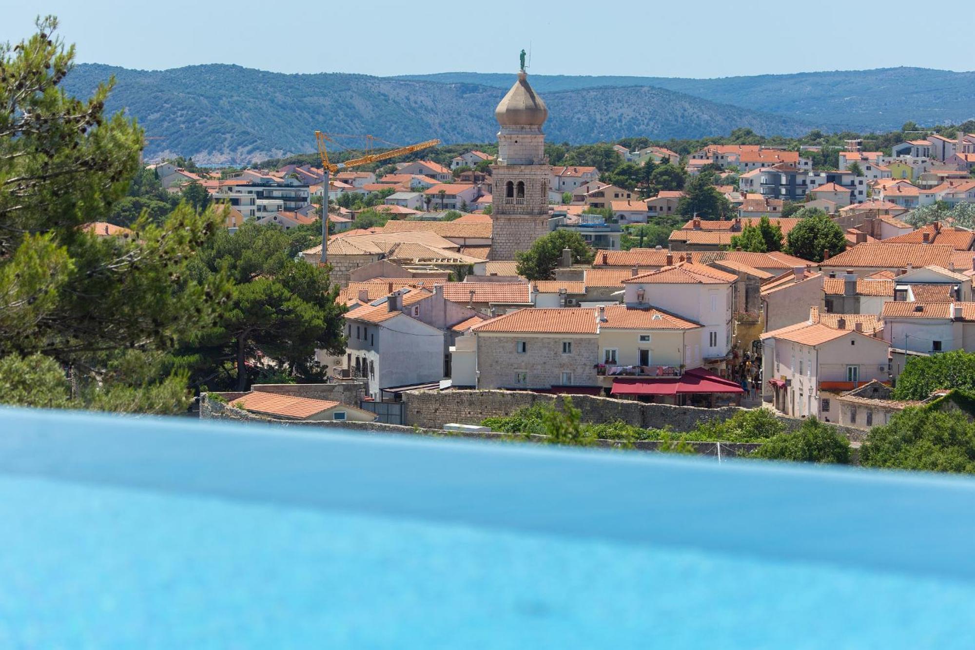 Unique Apartment With Private Pool Krk Town Eksteriør bilde